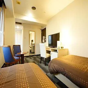 Hotel Livemax Kyoto Gojo 2*,